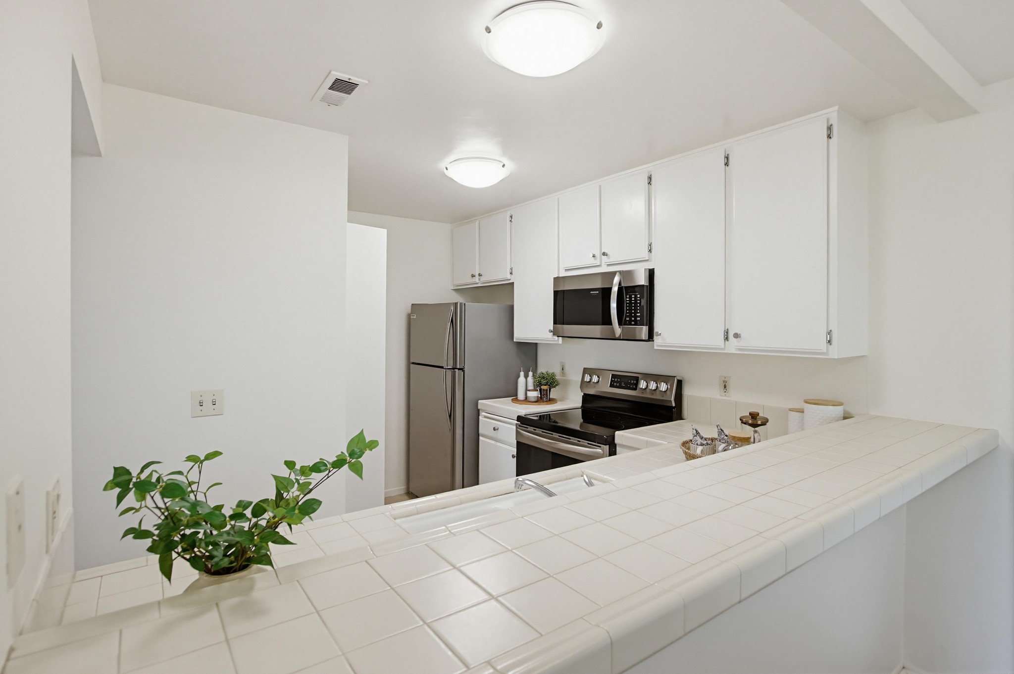 Virtual tour photo 12 of 36 for 4235 Porte de Palmas UNIT 182