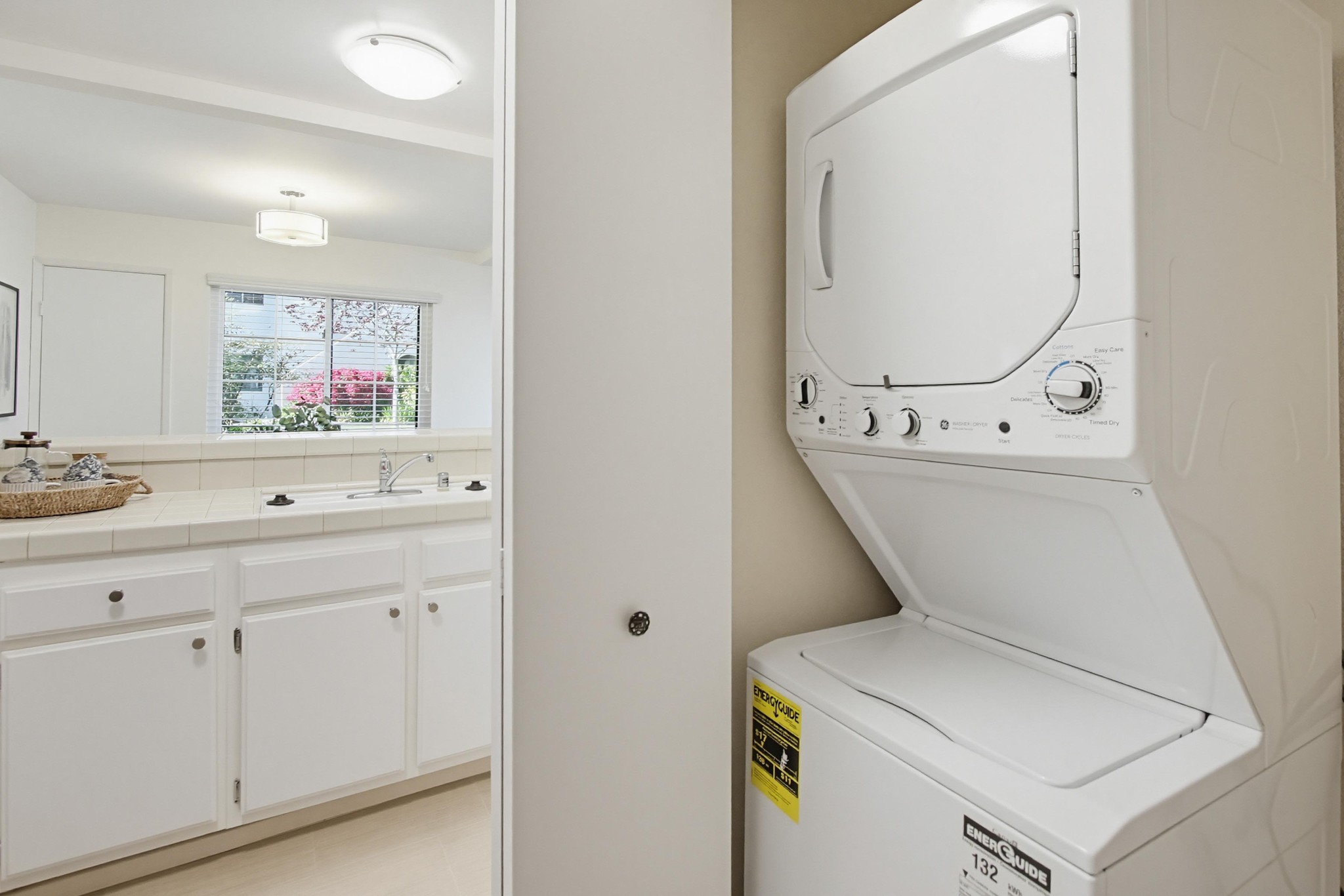 Virtual tour photo 15 of 36 for 4235 Porte de Palmas UNIT 182