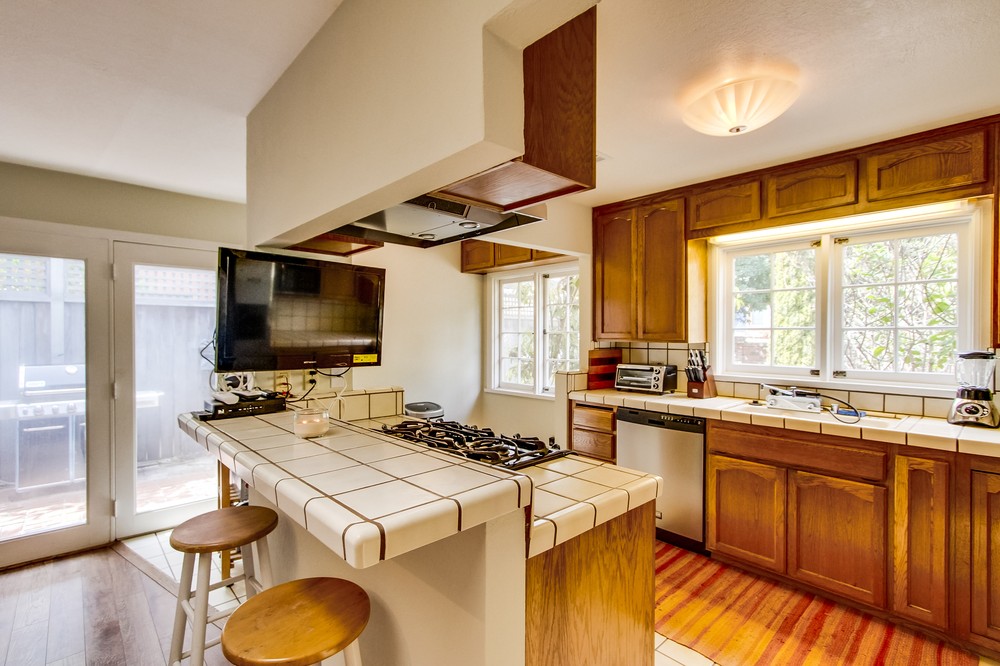 Virtual tour photo 13 of 46 for 4236 Cass Street