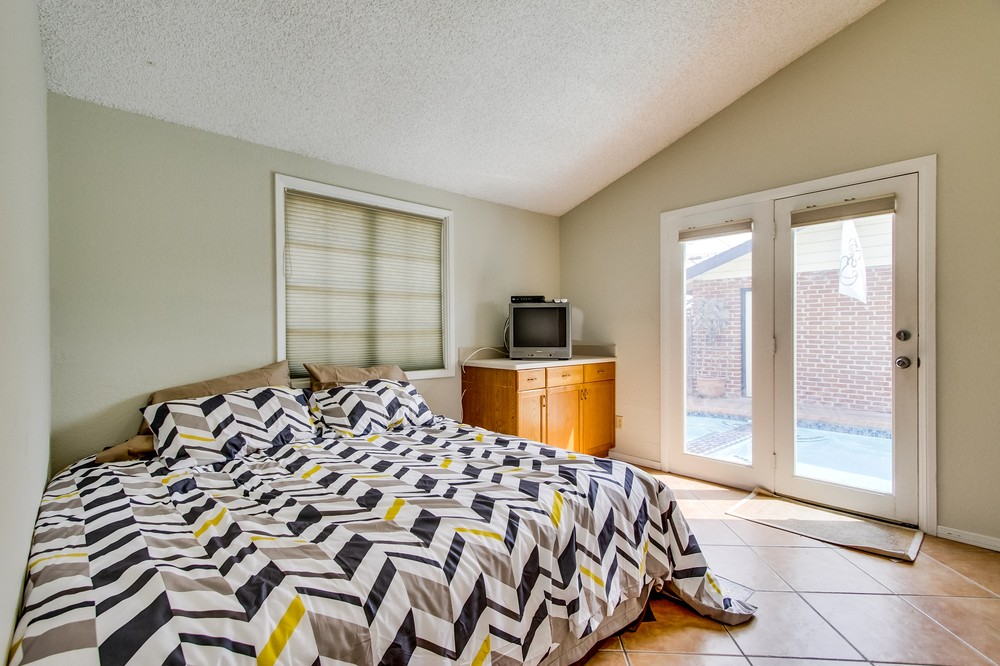 Virtual tour photo 21 of 46 for 4236 Cass Street