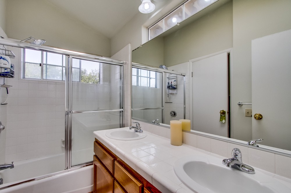 Virtual tour photo 31 of 46 for 4236 Cass Street