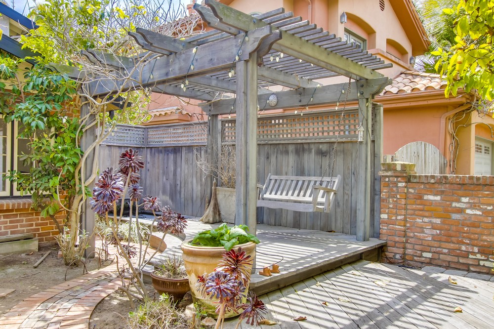 Virtual tour photo 35 of 46 for 4236 Cass Street