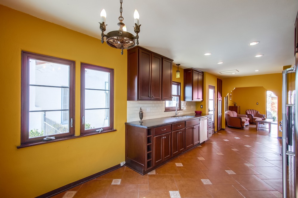 Virtual tour photo 19 of 46 for 4238 Hilldale Rd