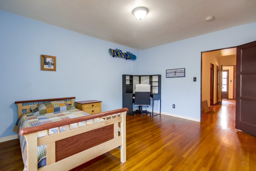 Virtual tour photo 32 of 46 for 4238 Hilldale Rd