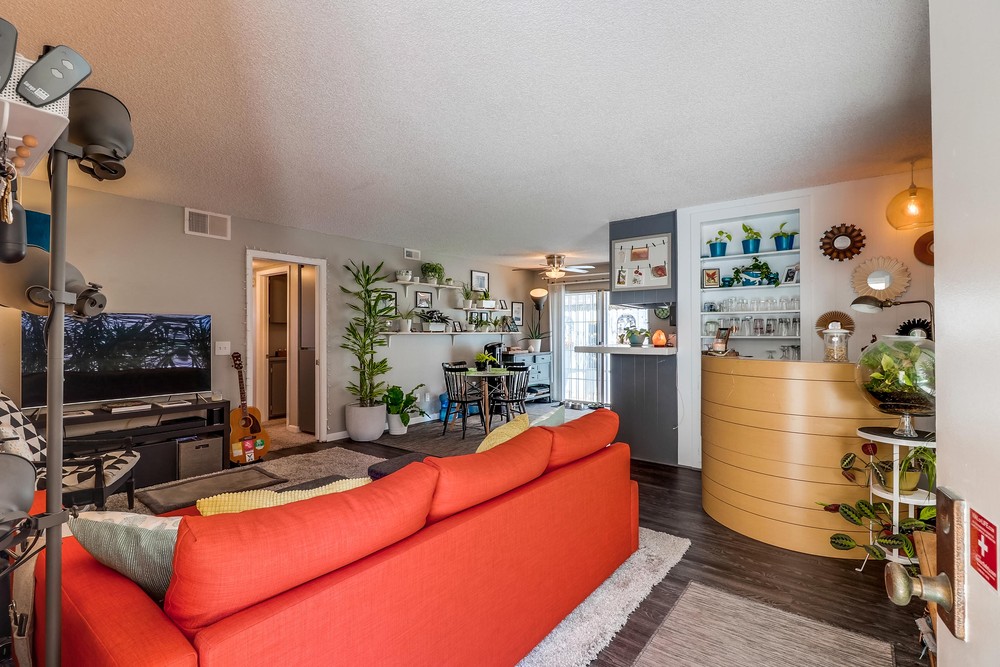 Virtual tour photo 6 of 31 for 4239 Cleveland Ave UNIT 1