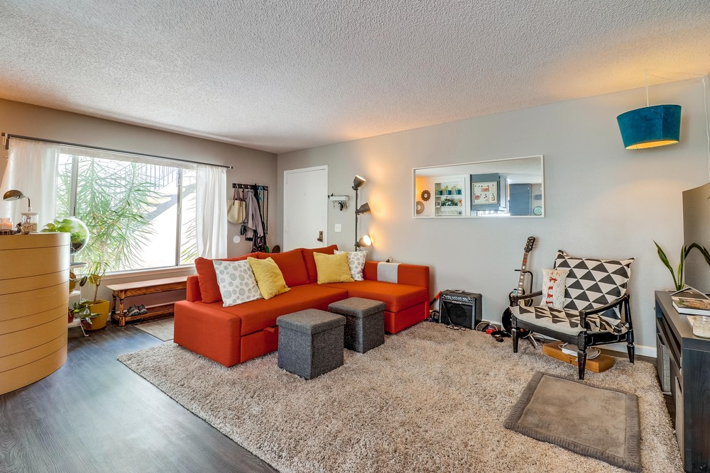 Virtual tour photo 9 of 31 for 4239 Cleveland Ave UNIT 1