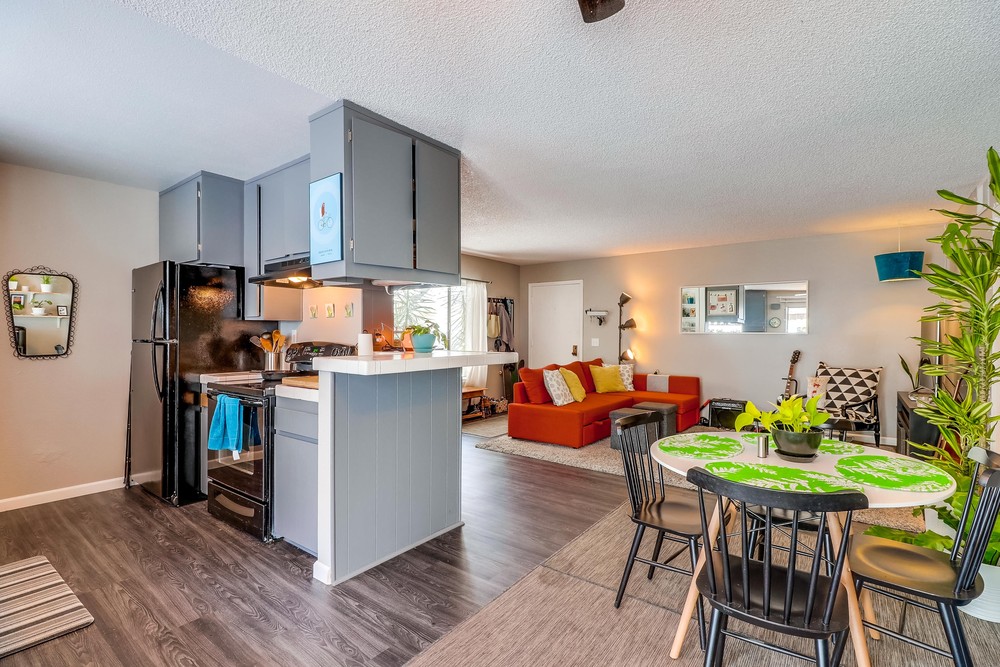Virtual tour photo 13 of 31 for 4239 Cleveland Ave UNIT 1