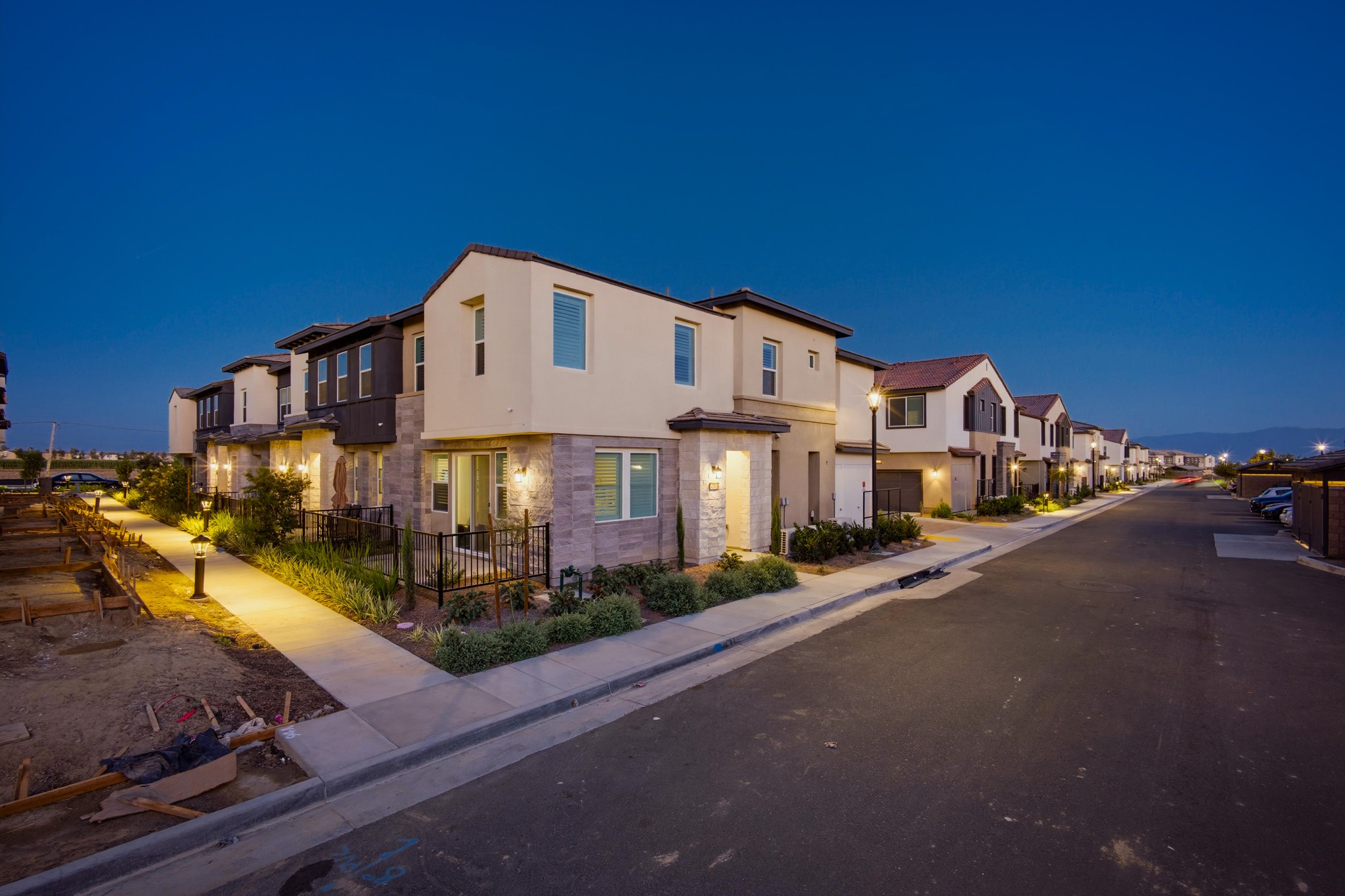 Virtual tour photo 1 of 52 for 4239 S Gasly Paseo
