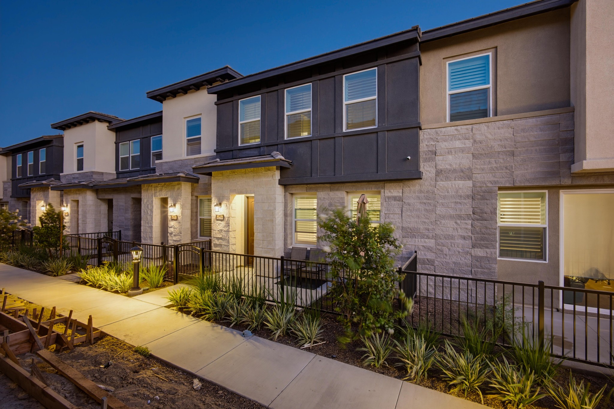 Virtual tour photo 4 of 52 for 4239 S Gasly Paseo