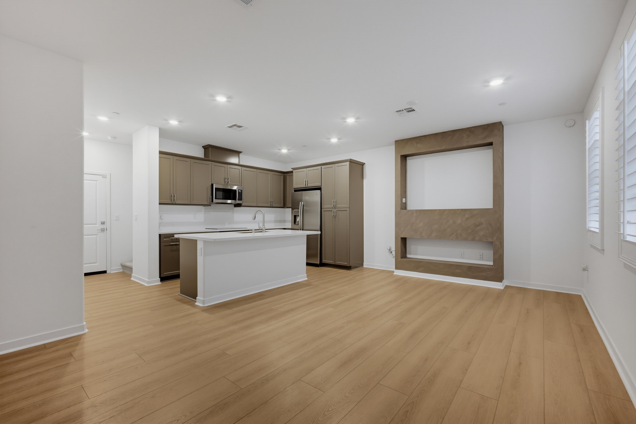 Virtual tour photo 12 of 52 for 4239 S Gasly Paseo