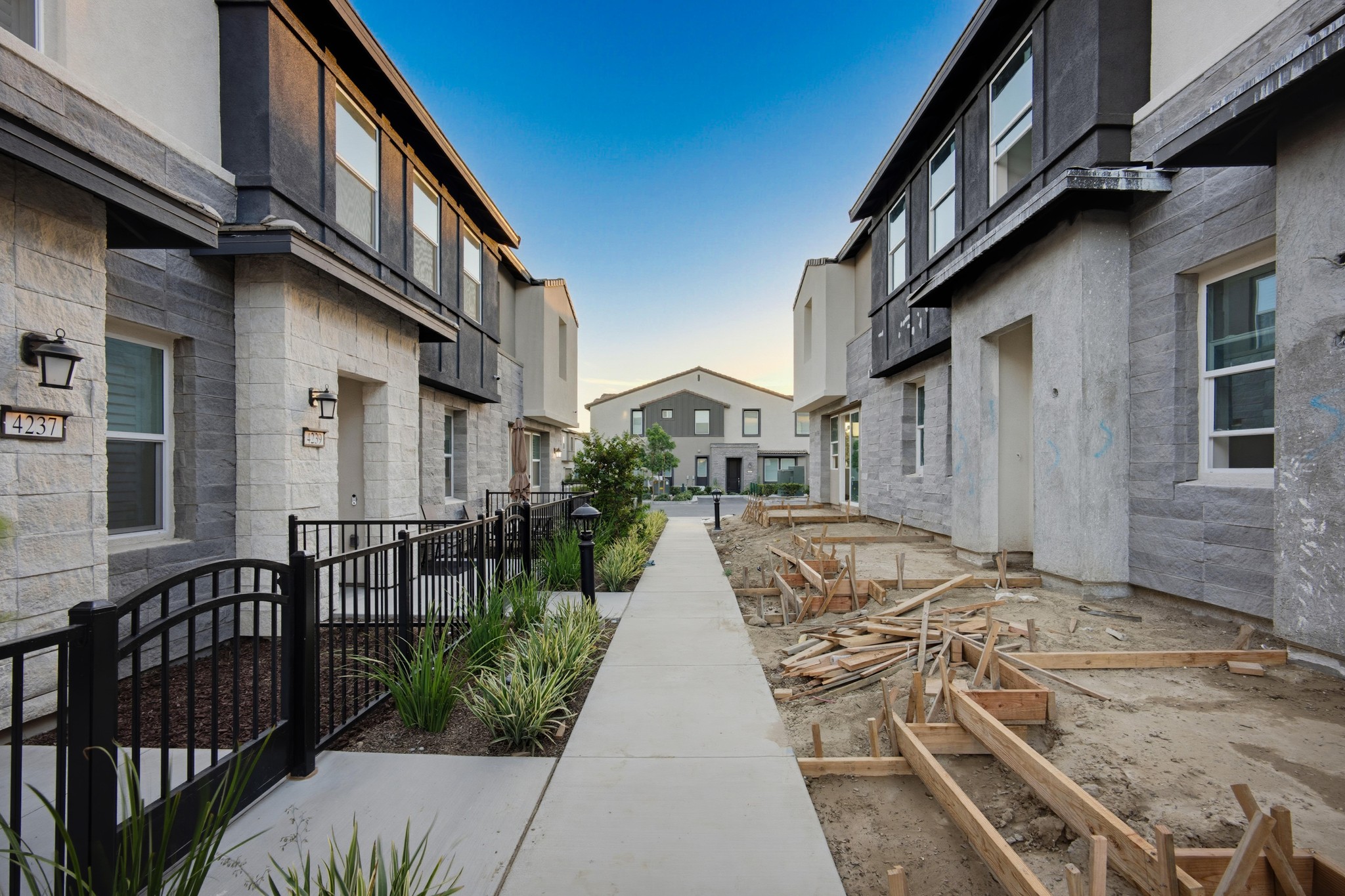 Virtual tour photo 42 of 52 for 4239 S Gasly Paseo