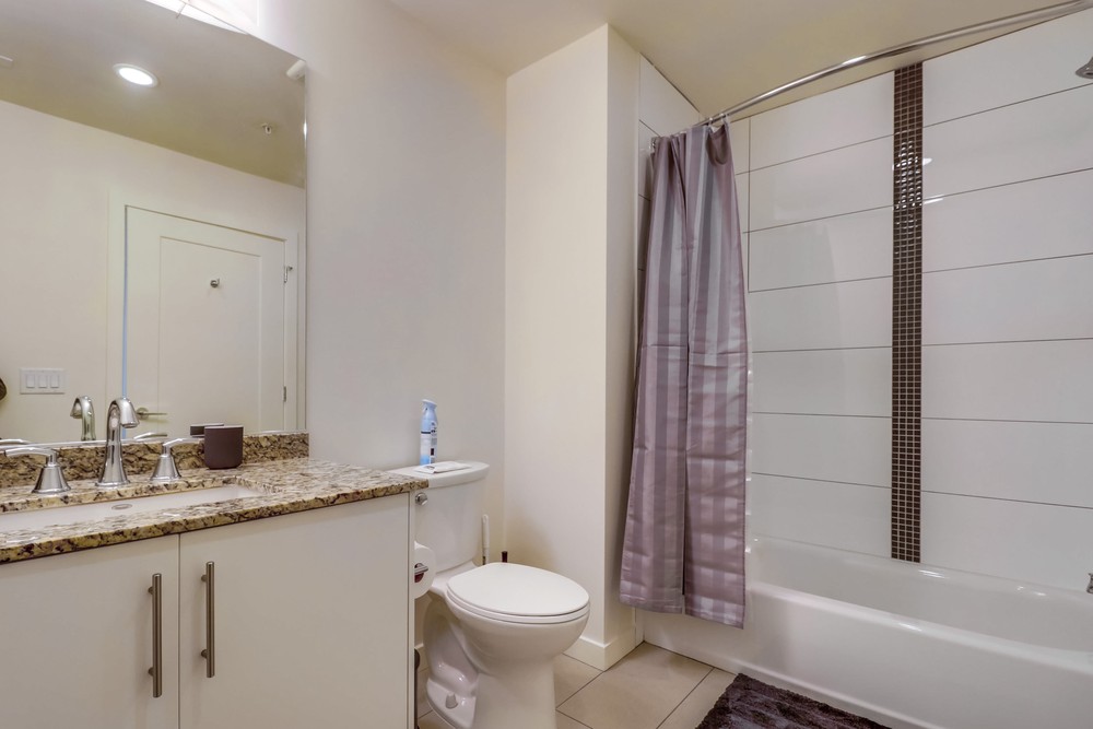 Virtual tour photo 28 of 33 for 424 15th St