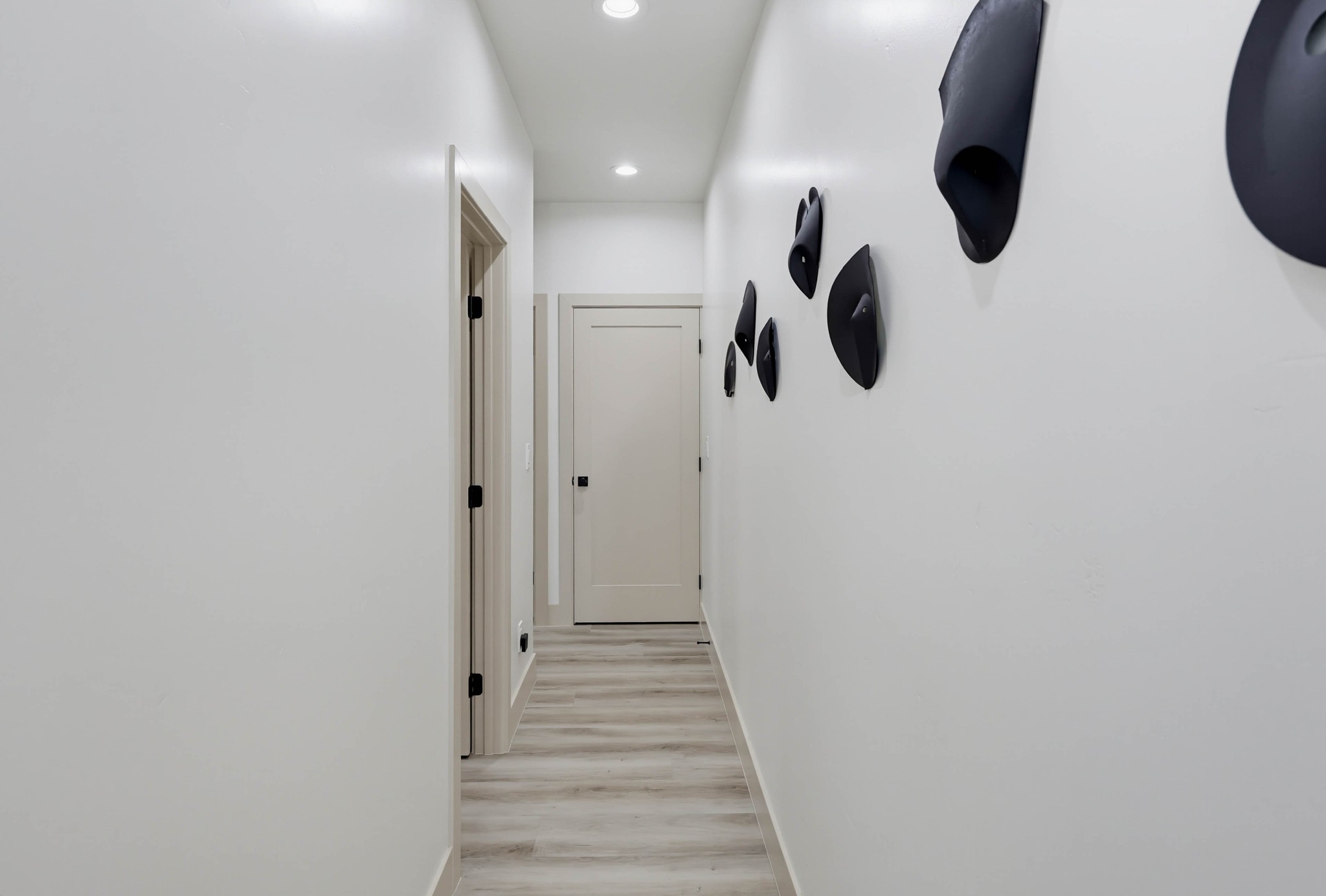 Virtual tour photo 25 of 38 for 424 Arbor Dr