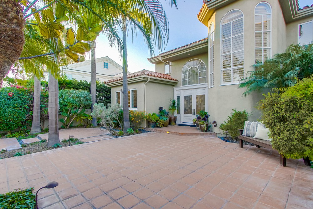 Virtual tour photo 10 of 116 for 4240 Arista St