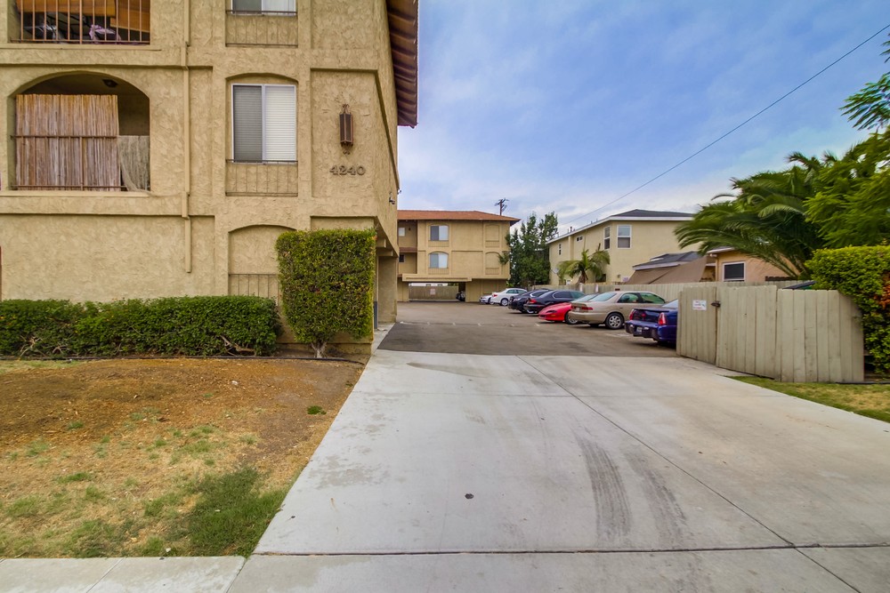 4240 Menlo Ave 13 Rancho Photos