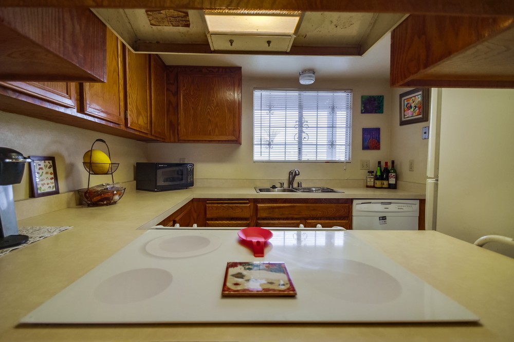 Virtual tour photo 22 of 38 for 4240 Menlo Ave #13