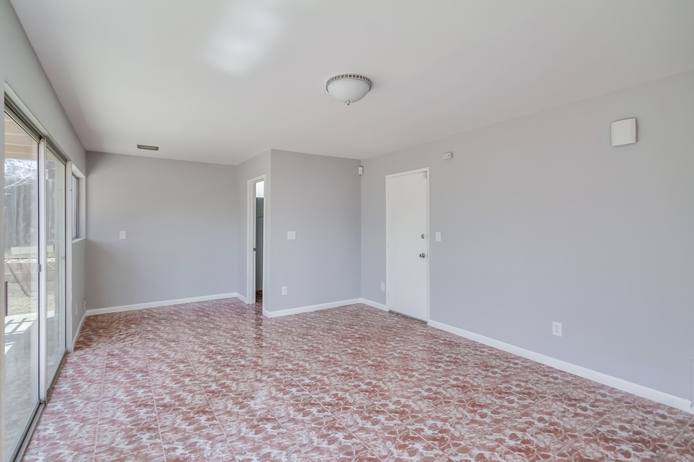 Virtual tour photo 17 of 37 for 4241 Rous Street