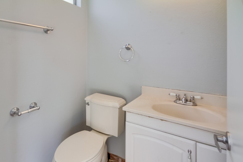 Virtual tour photo 18 of 37 for 4241 Rous Street