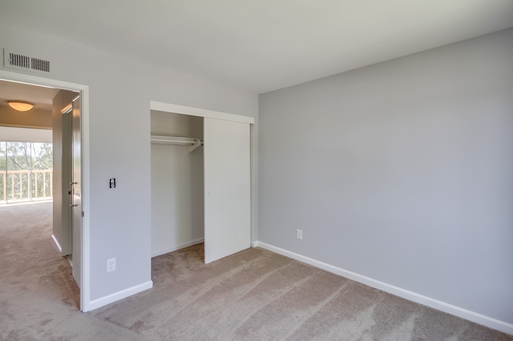 Virtual tour photo 31 of 37 for 4241 Rous Street