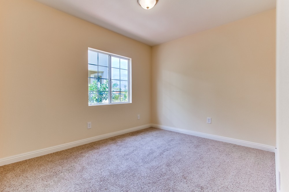 Virtual tour photo 11 of 39 for 4242 47th Street