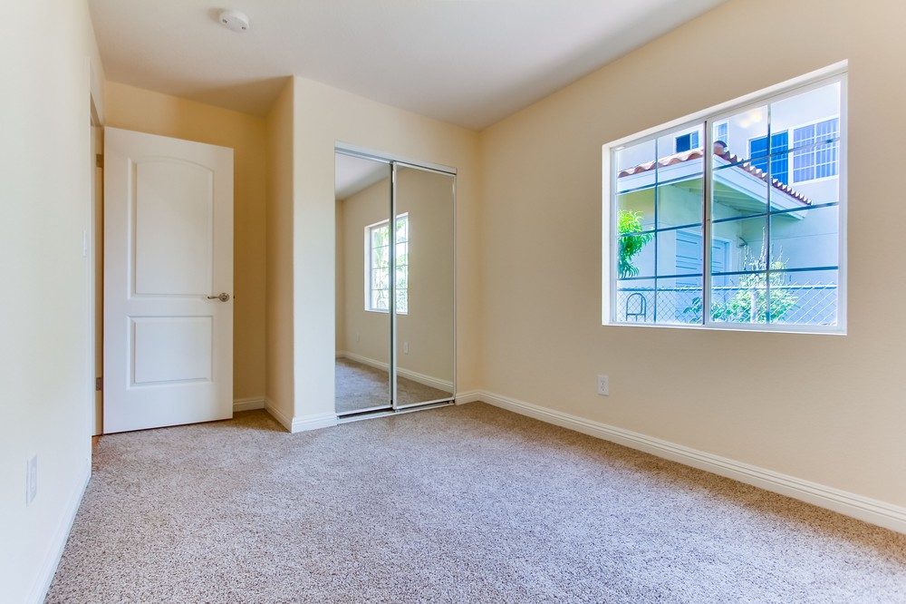 Virtual tour photo 12 of 39 for 4242 47th Street