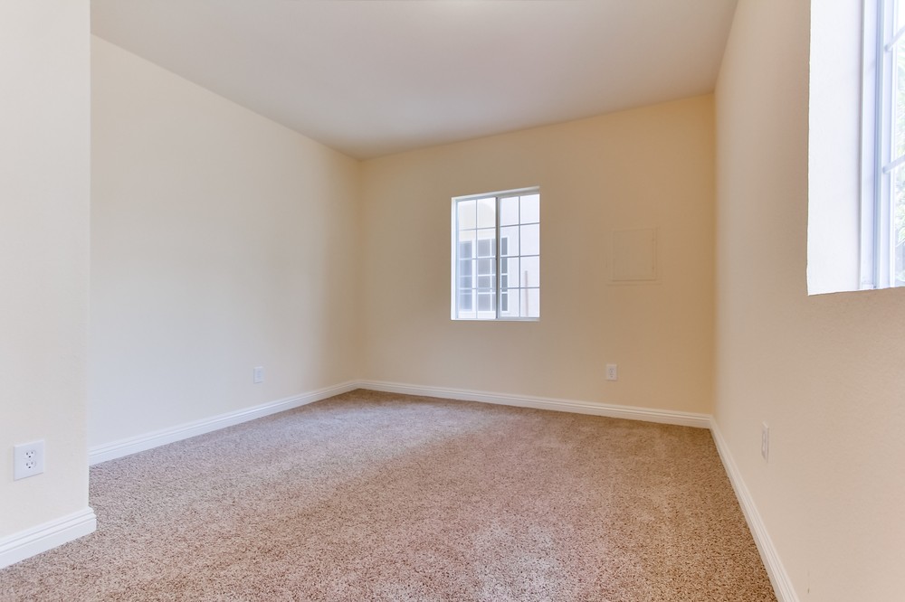 Virtual tour photo 15 of 39 for 4242 47th Street