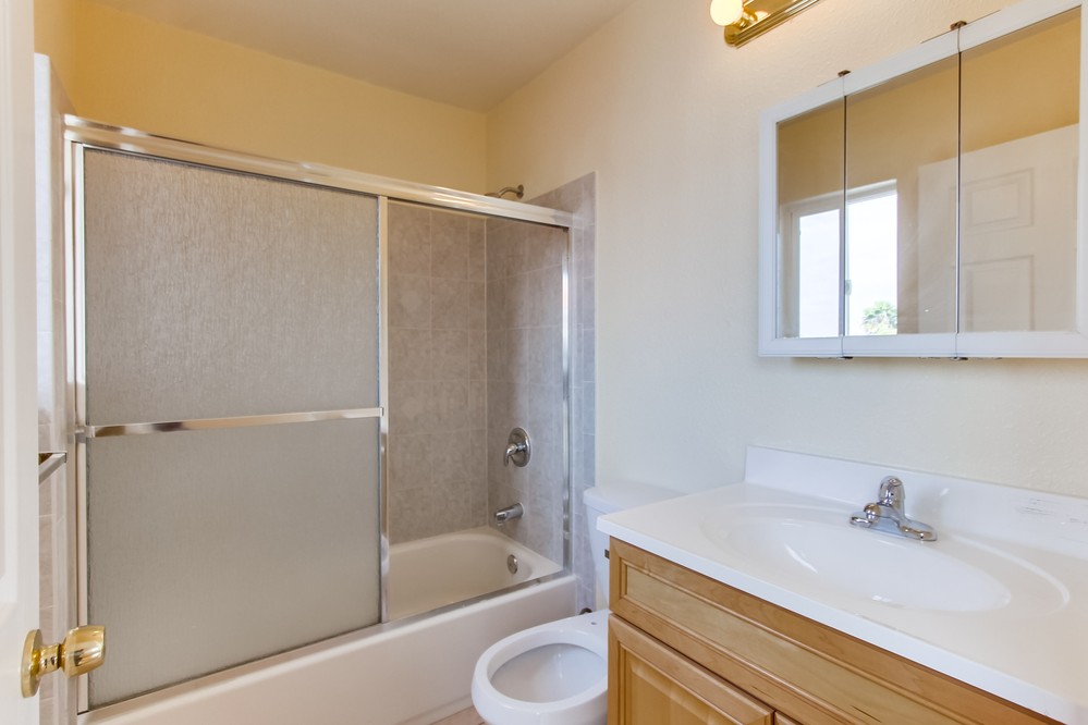 Virtual tour photo 30 of 39 for 4242 47th Street