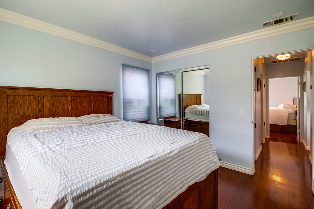 Virtual tour photo 22 of 35 for 4242 Manzanita Dr