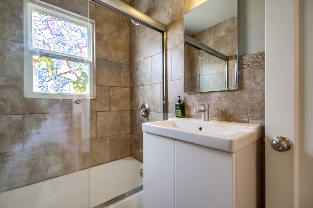 Virtual tour photo 25 of 35 for 4242 Manzanita Dr