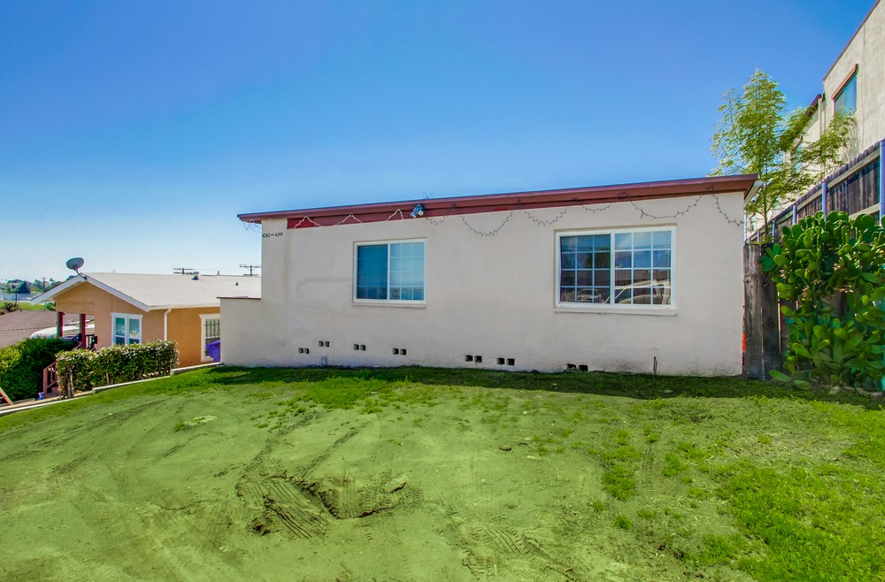 Virtual tour photo 4 of 55 for 4242 Winona Ave