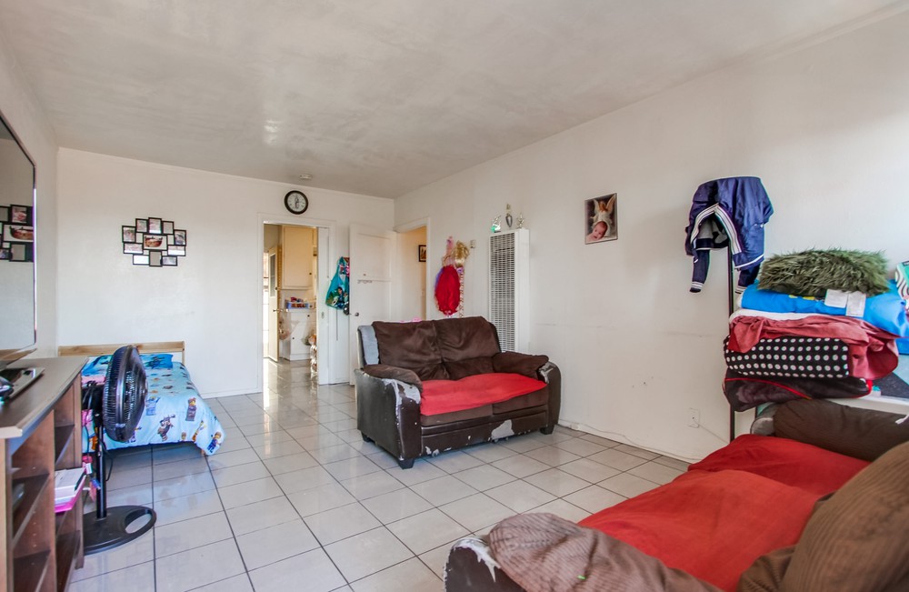 Virtual tour photo 24 of 55 for 4242 Winona Ave