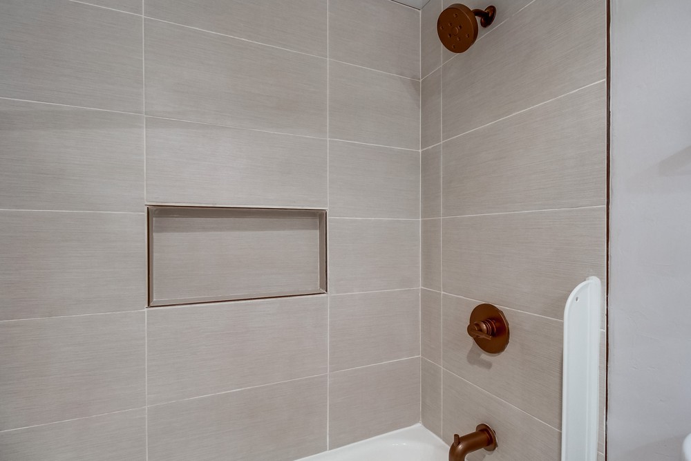 Virtual tour photo 27 of 37 for 4243 Menlo Ave #5