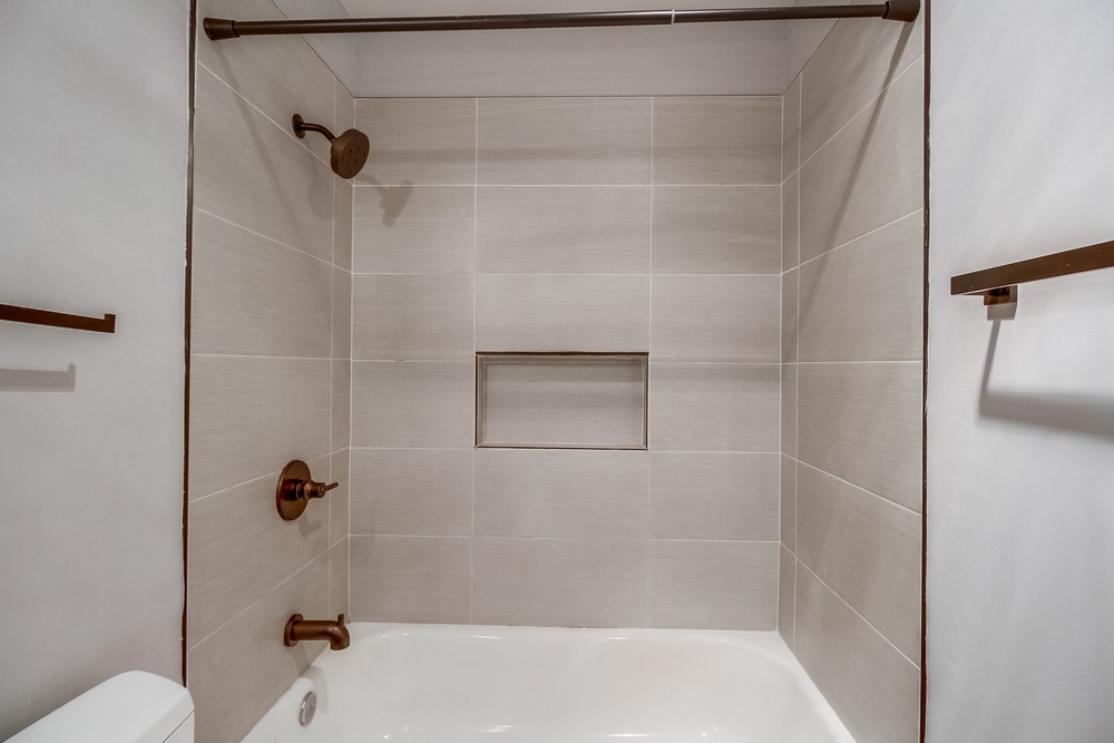 Virtual tour photo 35 of 37 for 4243 Menlo Ave #5