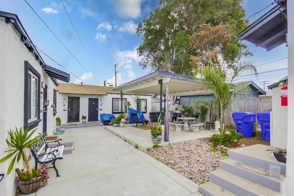 Virtual tour photo 6 of 36 for 4244 1/2 Chamoune Ave #4067