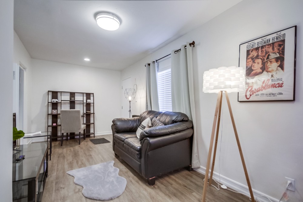 Virtual tour photo 15 of 36 for 4244 1/2 Chamoune Ave #4067
