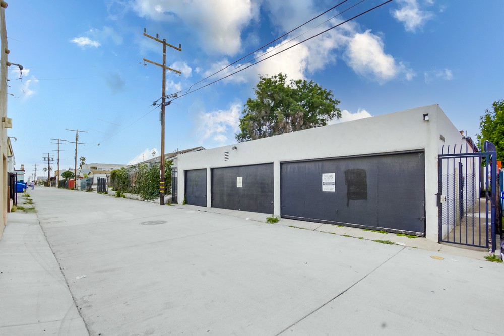 Virtual tour photo 36 of 36 for 4244 1/2 Chamoune Ave #4067