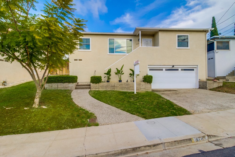 Virtual tour photo 1 of 40 for 4245 58th St