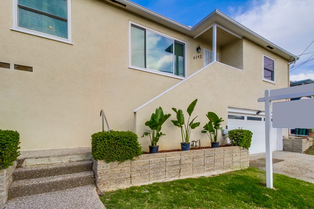 Virtual tour photo 5 of 40 for 4245 58th St
