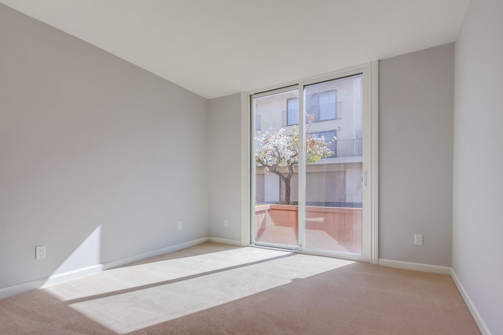 Virtual tour photo 13 of 22 for 4247 Fifth Ave
