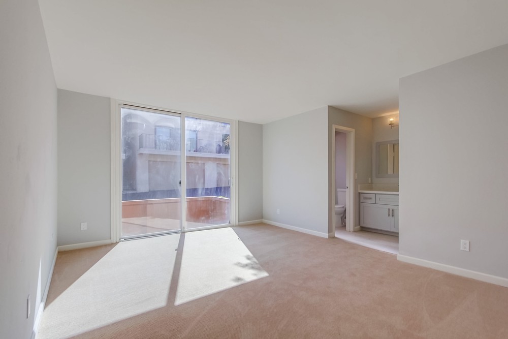 Virtual tour photo 14 of 22 for 4247 Fifth Ave