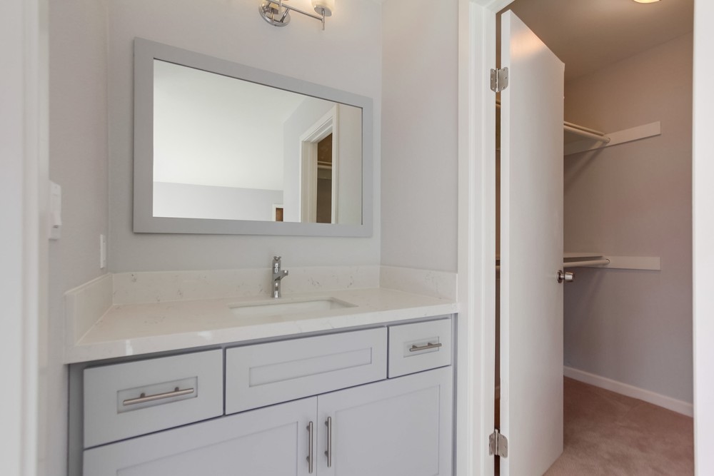 Virtual tour photo 17 of 22 for 4247 Fifth Ave