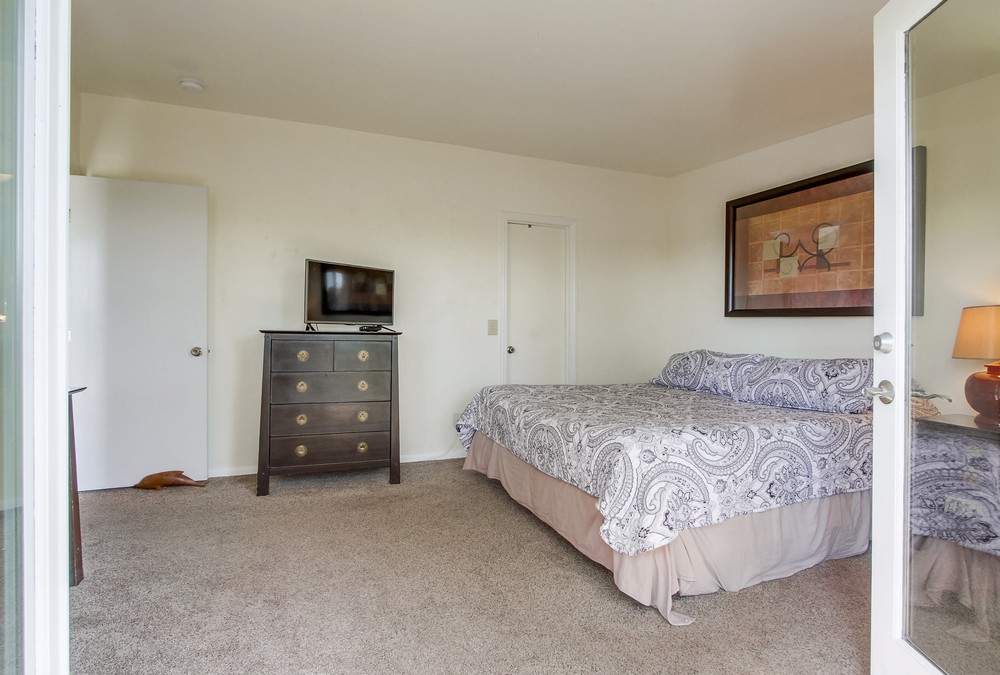 Virtual tour photo 33 of 60 for 4247 View Pl