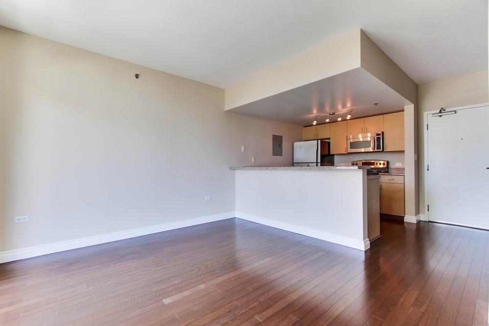 Virtual tour photo 4 of 33 for 425 Beech Street #1202