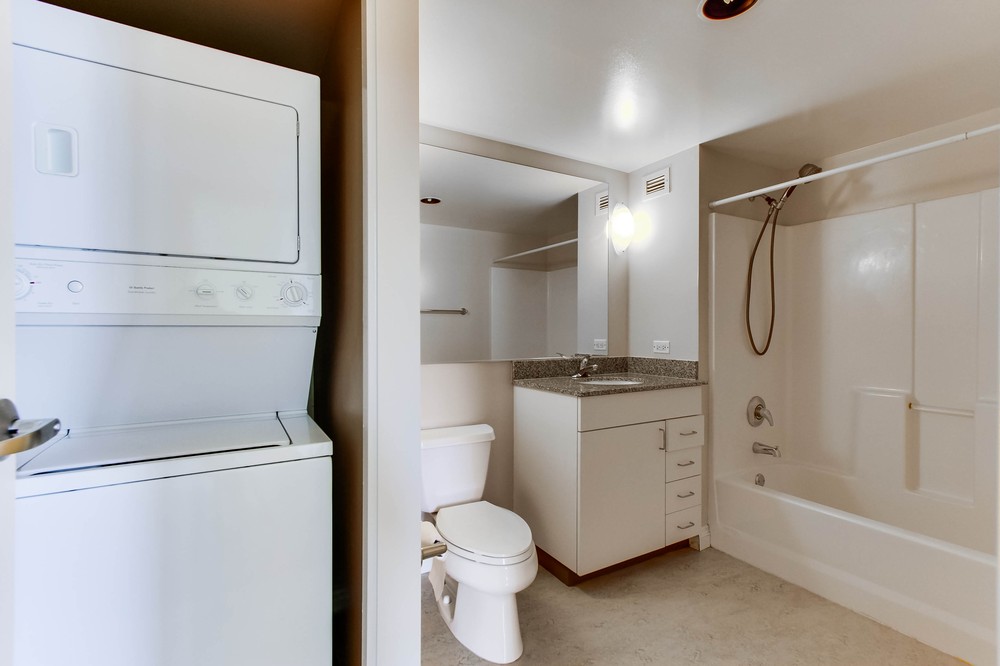 Virtual tour photo 18 of 33 for 425 Beech Street #1202