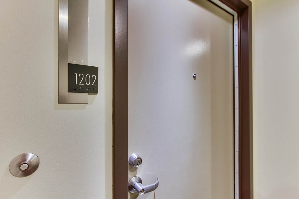 Virtual tour photo 25 of 33 for 425 Beech Street #1202