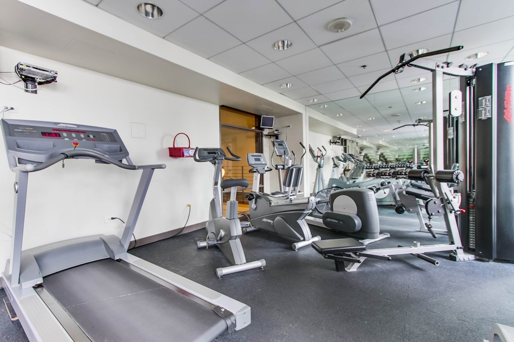 Virtual tour photo 28 of 33 for 425 Beech Street #1202