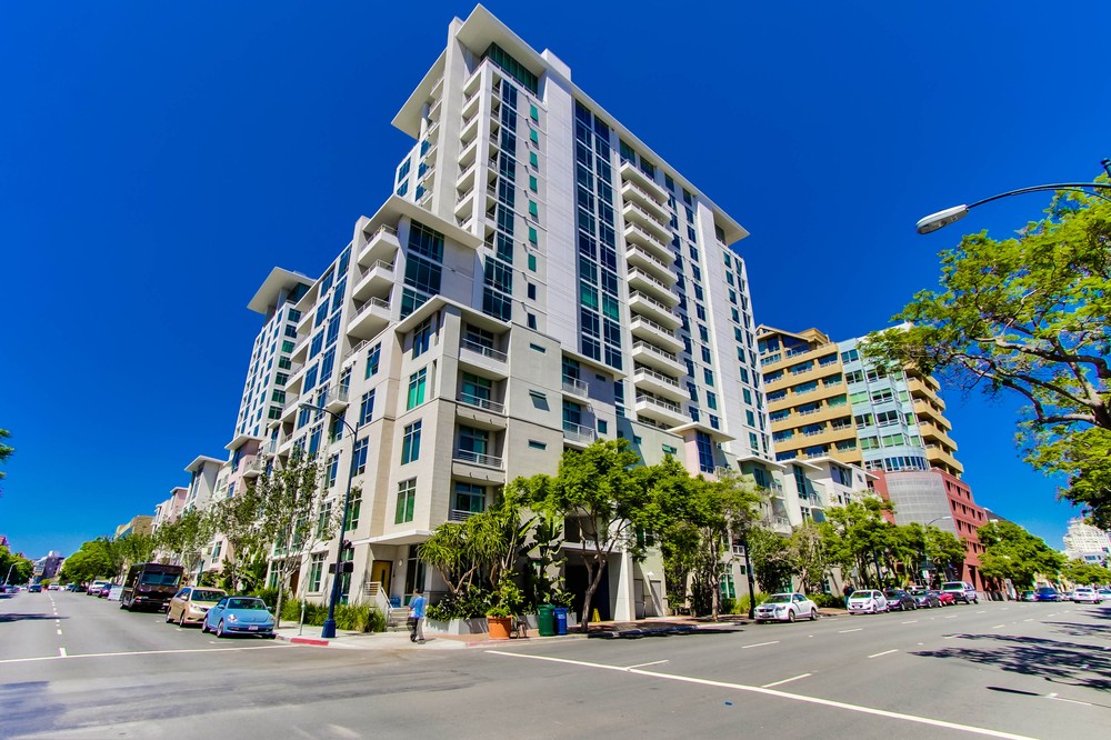 Virtual tour photo 33 of 33 for 425 Beech Street #1202