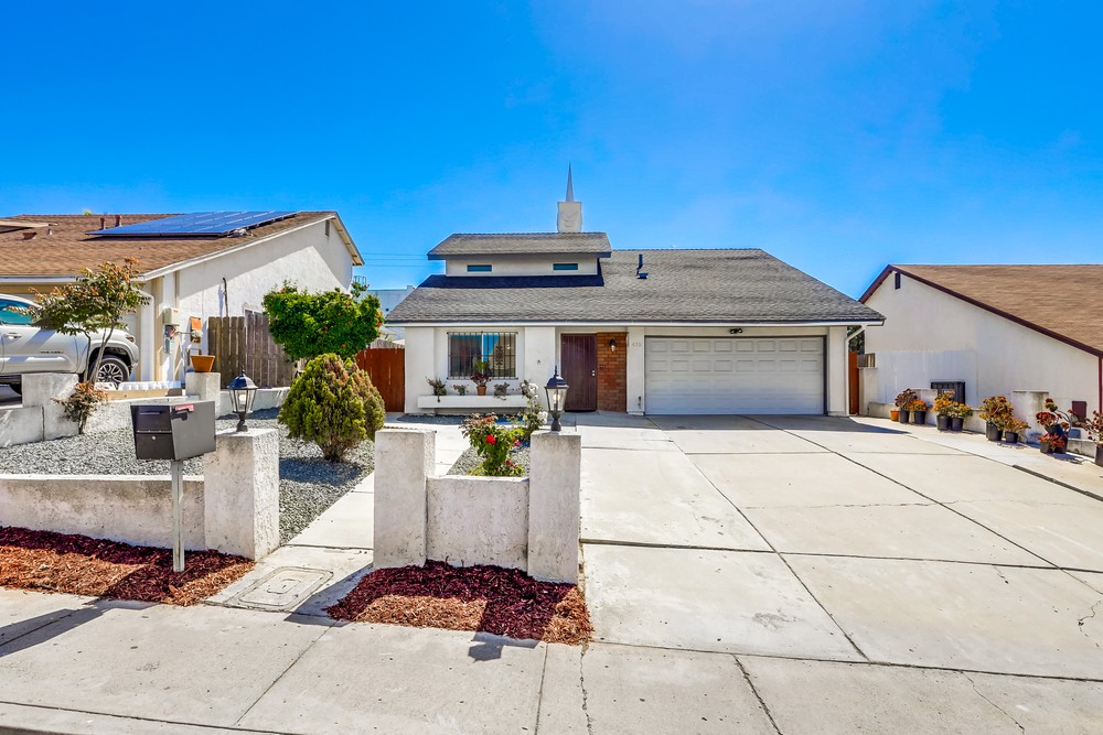 Virtual tour photo 4 of 52 for 425 Ozzie Way