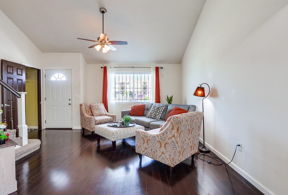 Virtual tour photo 9 of 52 for 425 Ozzie Way