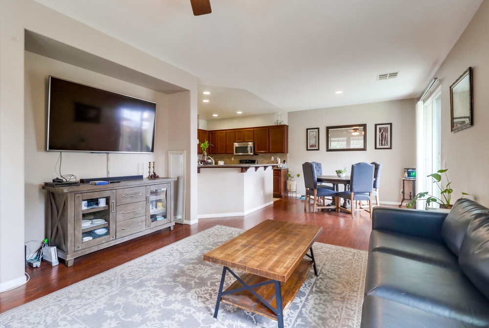 Virtual tour photo 6 of 50 for 425 S Meadowbrook Dr
